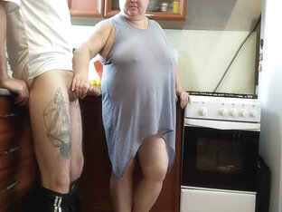 In The Morning In The Kitchen A Fat Woman Masturbates My Dick To A Cumshot