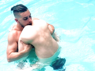 Johnny Rapid &amp; Austin Young in Underwater Love