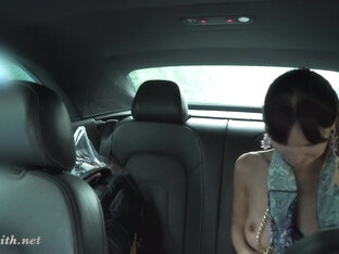 Jeny Smith gave a ride for a stranger and show it all. Got naked and tease in taxi