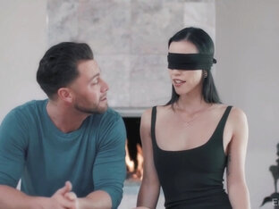 Blindfolded gf private facial movie
