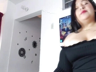 Active Break In The Office Is To Suck Your Horny Bosss Pussy To Keep Her Happy