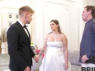 Taylee Wood In Bbw Bride Decided To Cheat On Her Fiance Before The Wedding